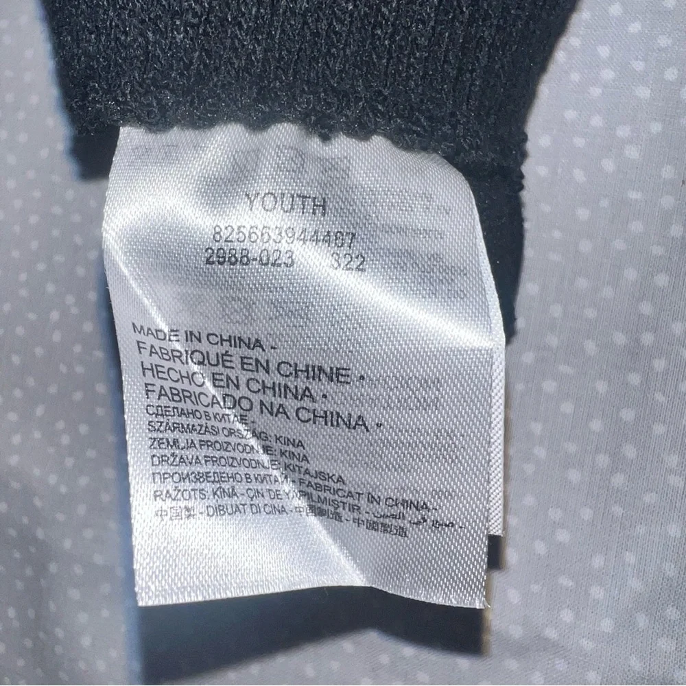 Nike Youth Black Knit Gloves